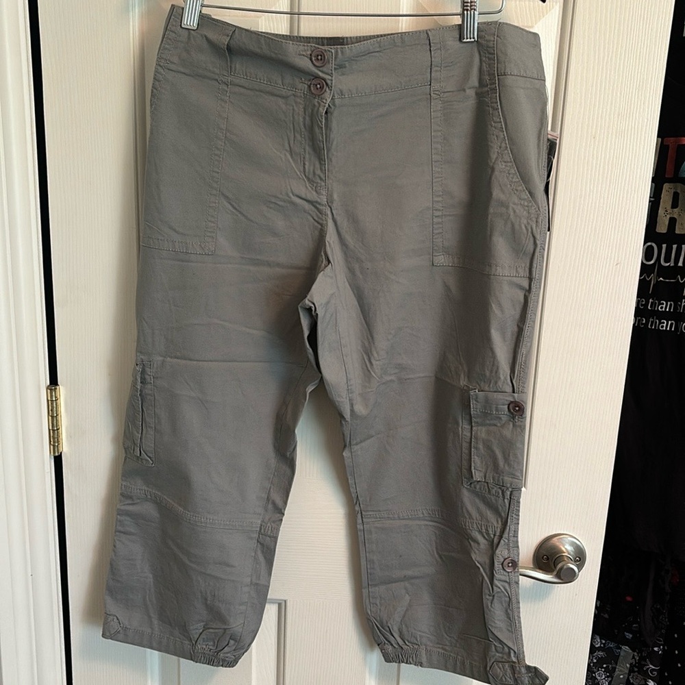 DALIA Collection Petit Capris